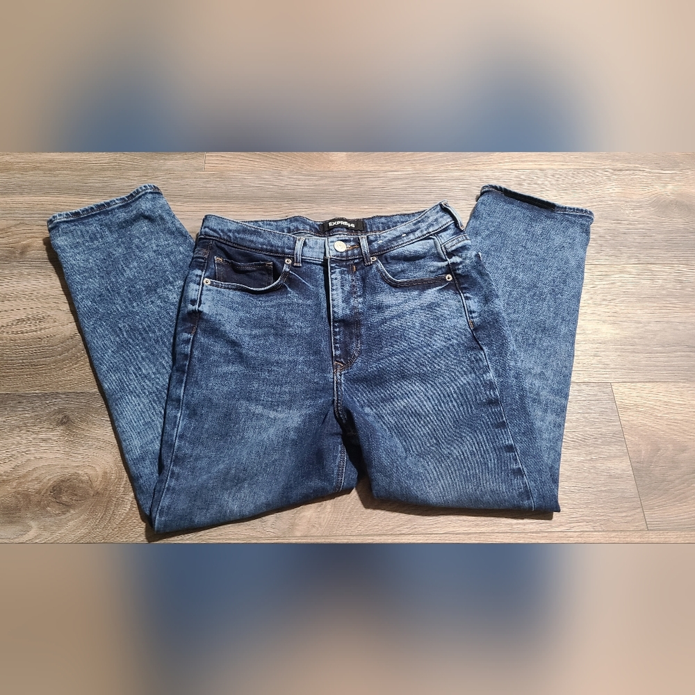 Express Mom Jean super high rise Acid Wash Jeans size 10R